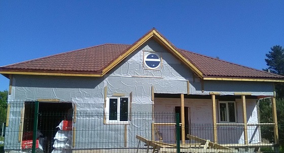 Монтаж металлочерепицы ГрандЛайн в Плоское