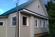 Отделка садового дома виниловым сайдингом в Новгородской области