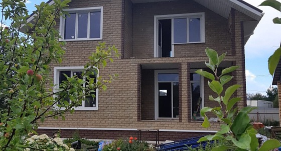 Монтаж металлочерепицы, облицовка фасадными панелями в д. Лесколово