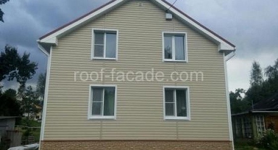 Облицовка виниловым сайдингом и отделка цоколя панелями (Сланцы)