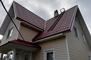 Монтаж металлочерепицы и винилового сайдинга в пос. Зеркальный
