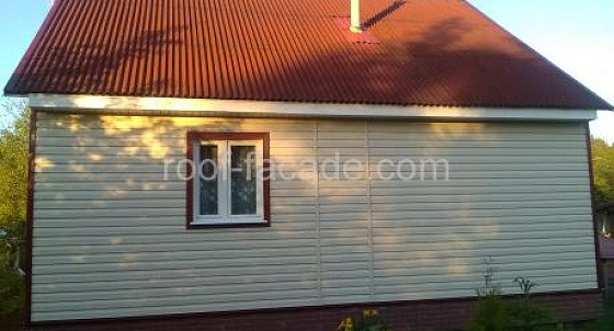 Цокольные панели и виниловый сайдинг в Назии