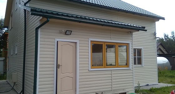 Монтаж винилового блок-хауса СНТ Предпортовец