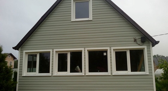 Монтаж винилового сайдинга КП "Бавария"