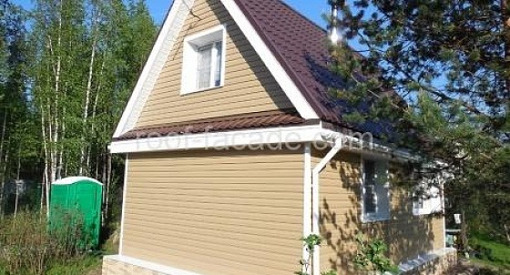 Монтаж металлочерепицы и облицовка виниловым сайдингом (Сампо)